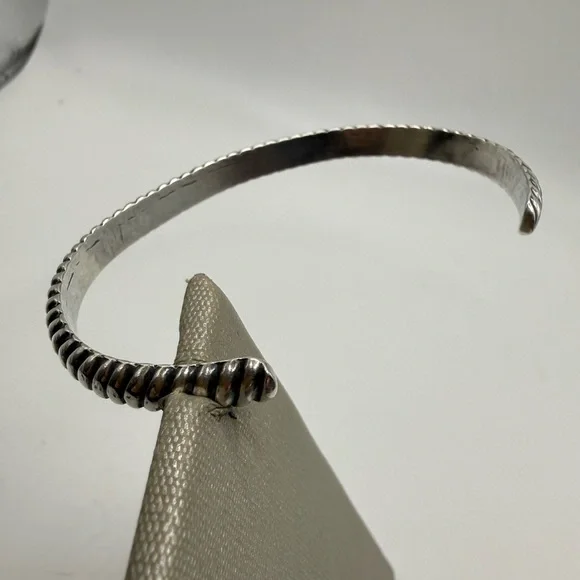 Southwestern Sterling Silver Twisted Rope Cuff Bracelet Unmarked - Picture 3 of 3